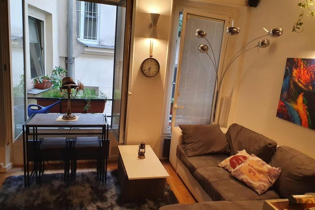 Cozy Apt Heart Of Paris, 3 Mins Louvre Appartement Buitenkant foto